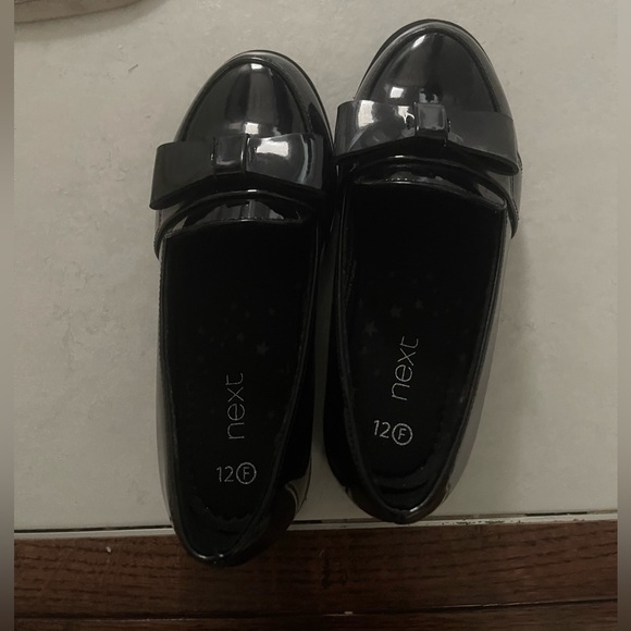 Black Patent Loafers for kids. - Picture 2 of 5